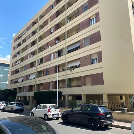 Vitore Apartamento Cagliari